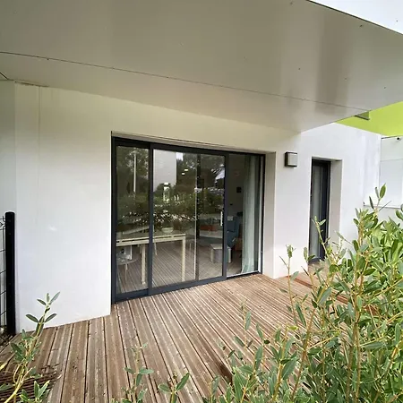 - Lr740-001 La Rochelle (Charente-Maritime)