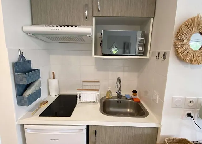 Apartment - Lr740-001 La Rochelle (Charente-Maritime)